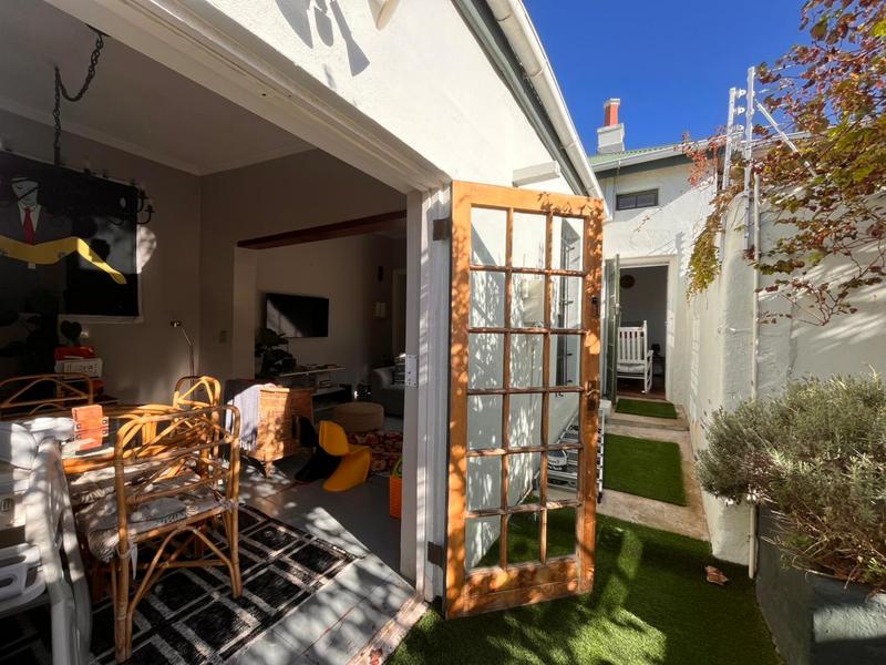 2 Bedroom Property for Sale in Observatory Western Cape